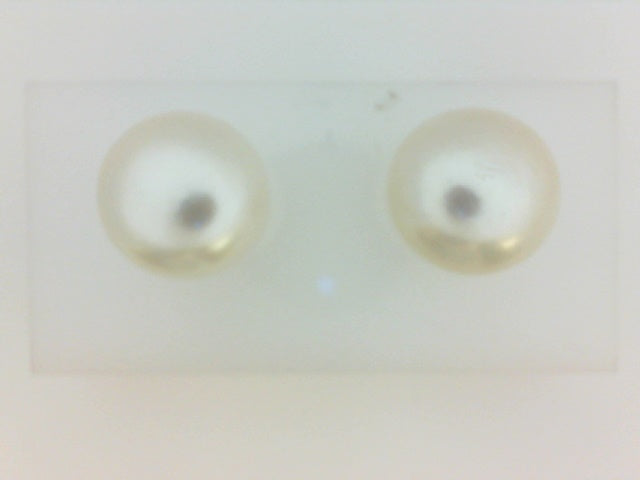 Pearl Earring