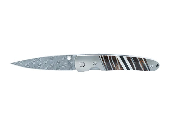 KNIVES