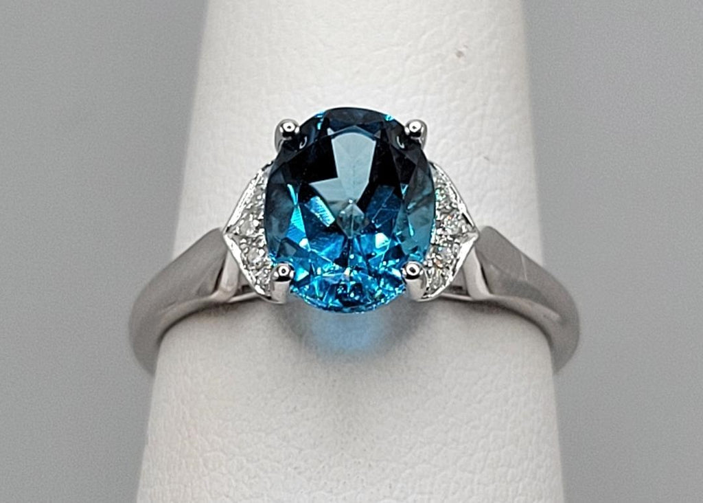 Colored Stone Rings  -  Women'