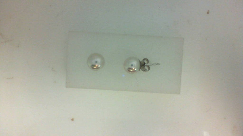 Pearl Earring