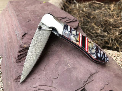 KNIVES