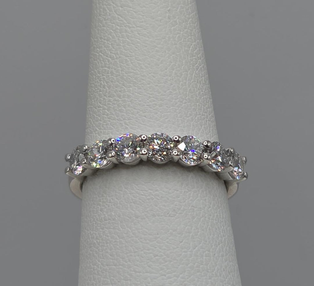 Diamond Wedding Bands  -  Women'